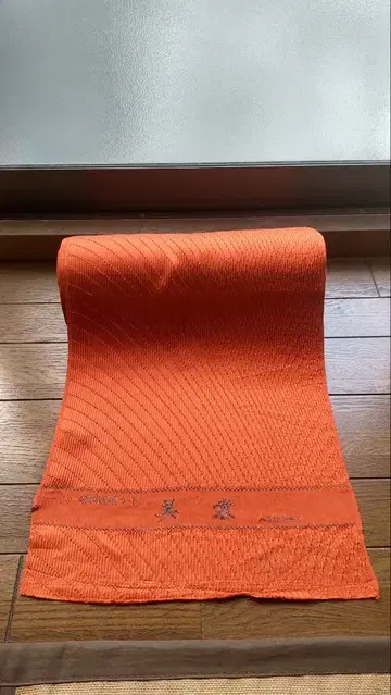 순수 실크 크레이프 원단 코트 옷감 짙은 오렌지