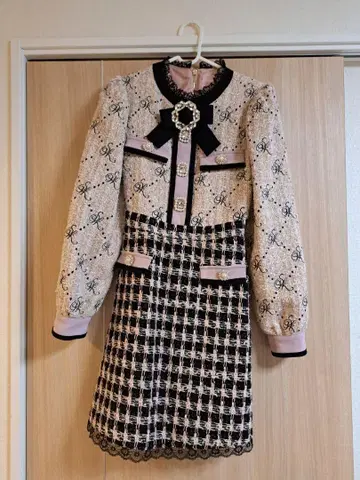 Swankiss 트위드 도킹 원피스 핑크