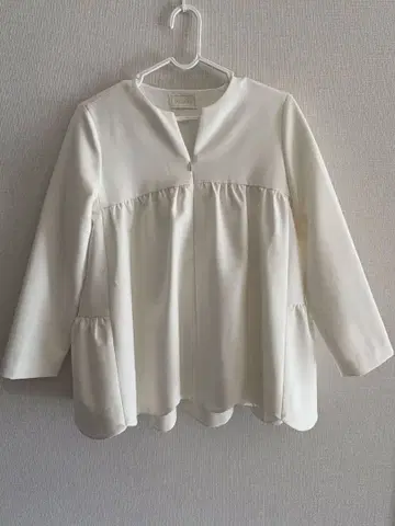 bitnabi 빈나비 스캘럽 헴 탑