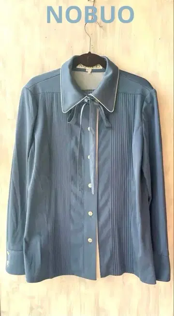 [ NOBUO ] 리본 포함 플리츠 셔츠