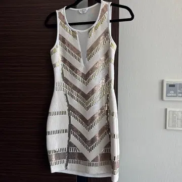 bebe 지그재그 스트라이프 타이트 드레스 M