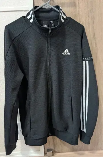 adidas 블랙 집업 저지 M