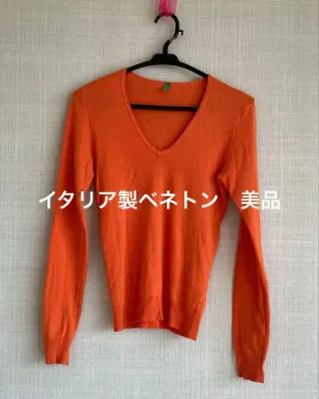 이탈리아제 베네통 스웨터 오렌지 V넥 긴팔 니트 M 미사용급 새상품급