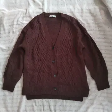 나노 유니버스 다크 브라운 케이블 니트 가디건