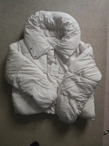 폴리에스테르 소재 다운 자켓 F 사이즈