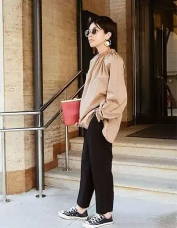 machatt 백리본 블라우스 베이지