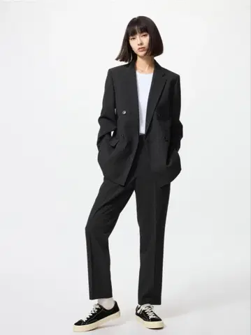 블랙 더블 브레스트 자켓 슬랙스