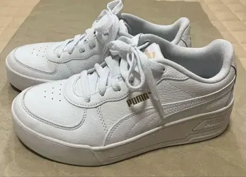 PUMA 스니커즈 SOFTFOAM5 + 23cm 화이트