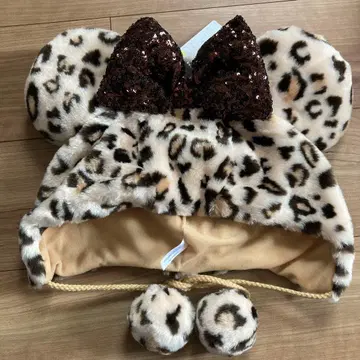 레오파드 무늬 퍼 모자 스팽글 리본 포함