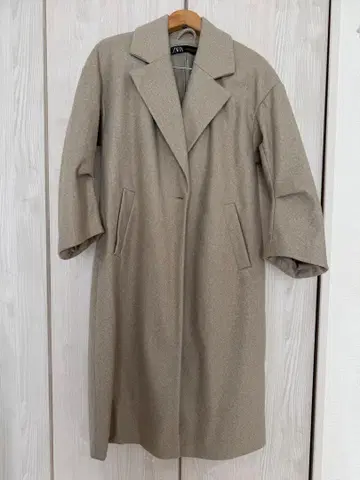 ZARA 베이지 롱 코트 XS