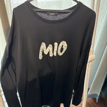 mio 블랙 트레이닝복 MIO 로고