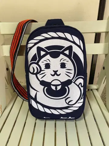 마네키네코 앞치마 바디백