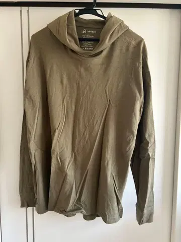 Johnbull 올리브 후드 부착 후드티