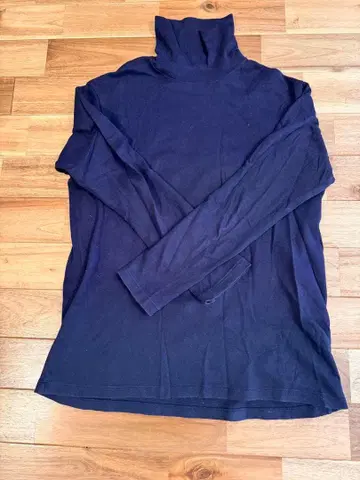 ANATOMICA 네이비 터틀넥 L