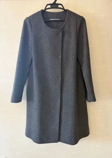 띠어리 럭스 코트 노카라 코트 그레이