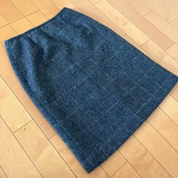 다크 그레이 체크 무늬 타이트 스커트