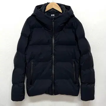유니클로 심리스 다운 파카 블랙 S 다운 자켓