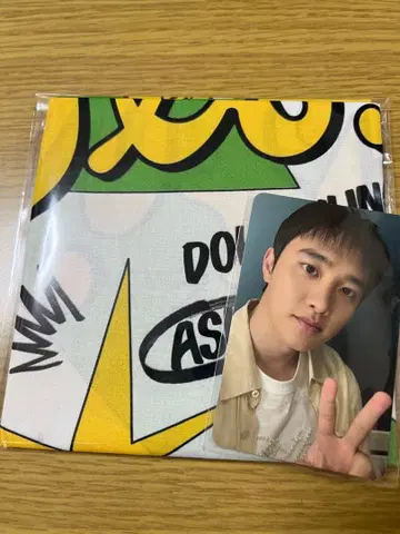 도경수 do it! 도쿄 반다나 트레이딩 카드 포함