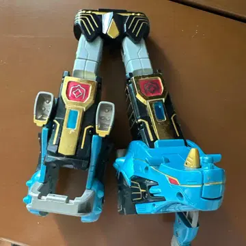 공룡형 로봇 손 부품 파란색