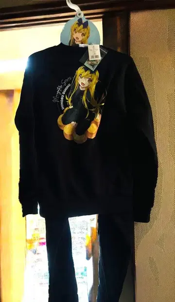 모노가타리 시리즈 바케모노가타리 오시노 시노부 맨투맨 룸웨어 M 사이즈