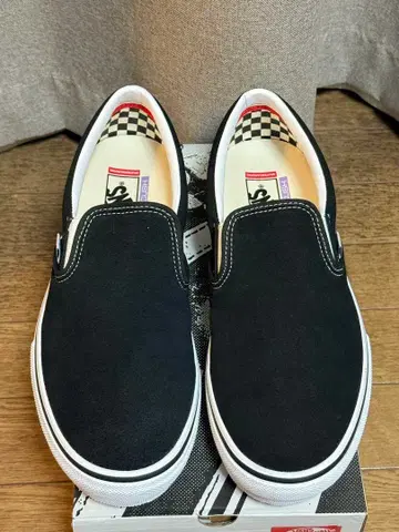 반스 스케이트 슬립온 팝 쿠시 블랙/화이트 30cm