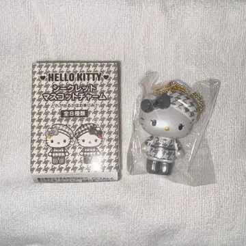 헬로키티 시크릿 마스코트 참 미미