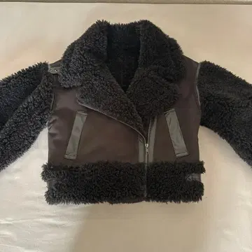 MURUA 보아 슬리브 페이크 무스탕 자켓