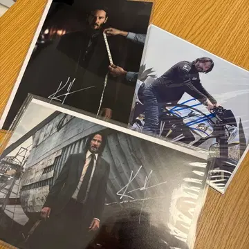 키아누 리브스 사인 포함 사진 3장 세트 인증서 포함