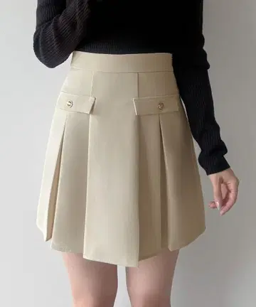 mipiarl 이너 팬츠 부착 골드 버튼 플리츠 미니 스커트