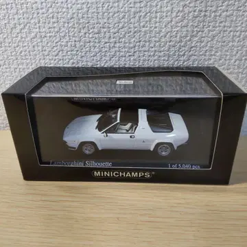 MINICHAMPS Lamborghini Silhouette 1/43