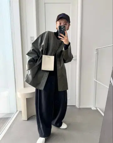 에코 가죽 노카라 자켓 올리브 M~L