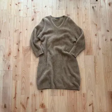 Urban Research 베이지 V넥 니트 원피스