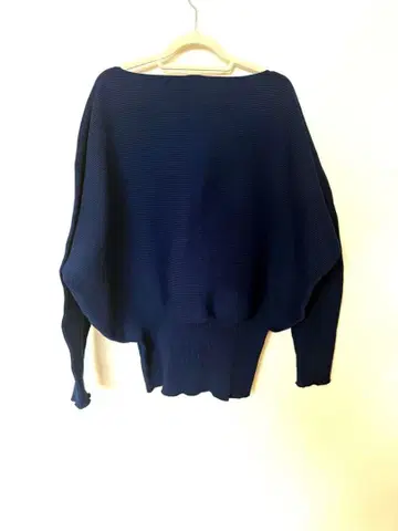 CFCL 네이비 블루 니트