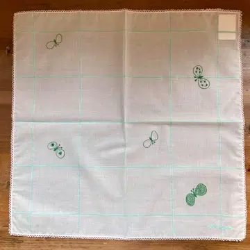 미나 페르호넨 손수건 choucho M 사이즈