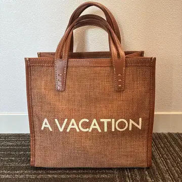 A VACATION 토트백