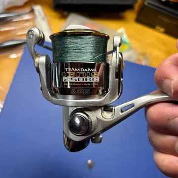 DAIWA TEAM DAIWA IGNIS 2506C 스피닝 릴