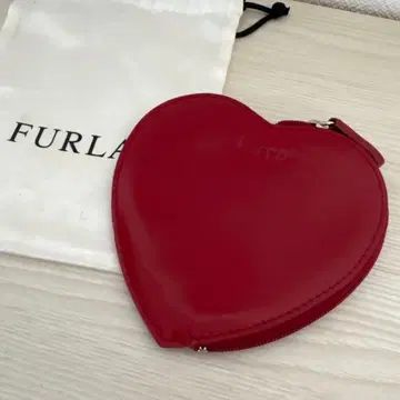FURLA 하트형 코인 케이스 빨간색