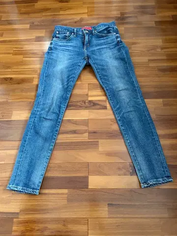 RED CARD Anniversary 데님 테이퍼드 팬츠 사이즈 23