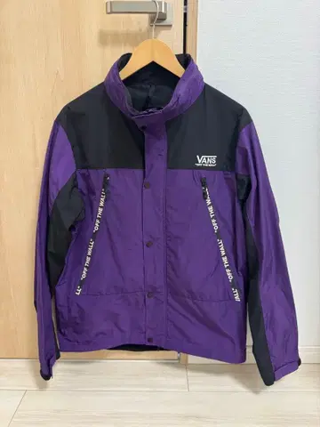 VANS 마운틴 후드티 윈드브레이커 L 사이즈 보라색/블랙