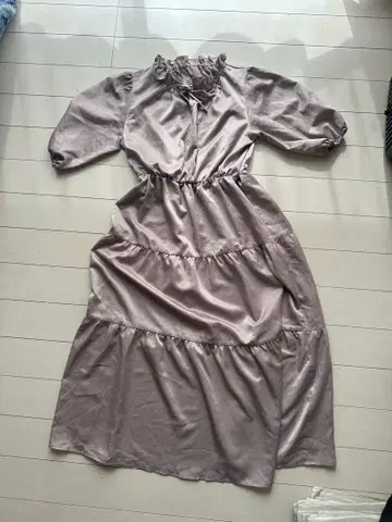 아리암 티어드 드레스 그레이 F 사이즈