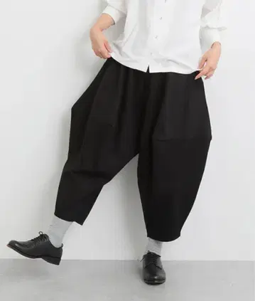 nunuforme 포인티드 팬츠 블랙