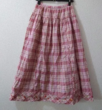 핑크하우스의 체크와 딸기가 귀여운 스커트 딸기