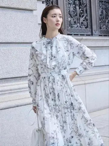 프레이 아이디 넥프릴 플리츠 프린트 원피스