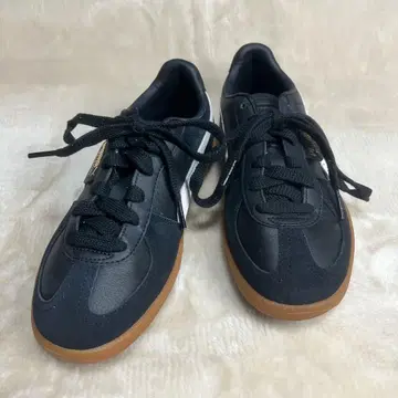 [ 새상품급 ] PUMA 팔레르모 가죽 스니커즈 24.5cm 블랙