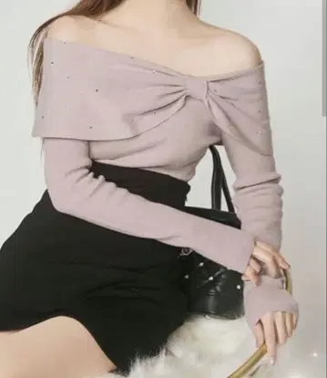 미셸 마카롱 비쥬 리본 니트탑