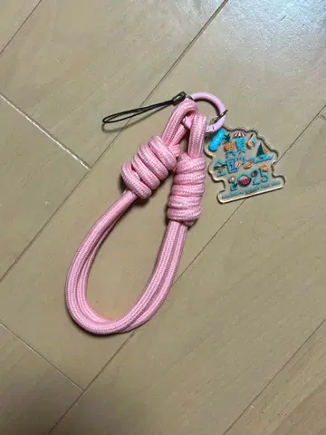 한여름 전국 투어 스틱 라이트 스트랩 핑크