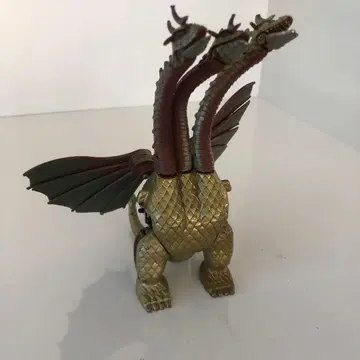 킹 기도라 피규어