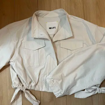 mici 화이트 크롭 자켓