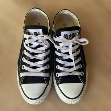 CONVERSE ALL STAR 블랙 스니커즈