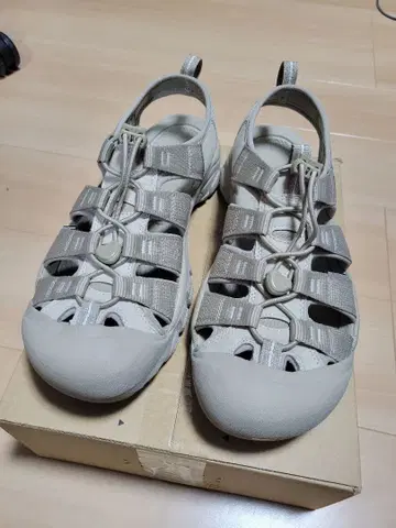 킨 NEWPORT H2 MONOCHROME/PLAZA 29.0cm